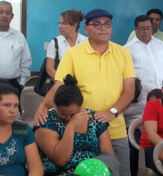  Alberto Solorzano, President of the Latin Evangelical Alliance, visits some of the migrant children